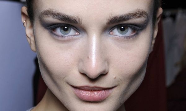 Sérum de minoxidil para sobrancelhas